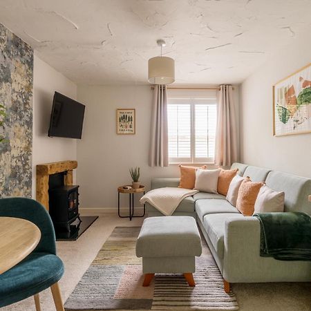 Villa Squirrel Bank, With A Hot Tub & Parking Bowness-on-Windermere Exterior foto